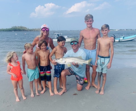 Friends and family catch slot snook