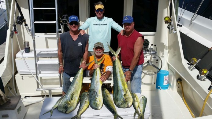 Tough Guys Catch Mahi!