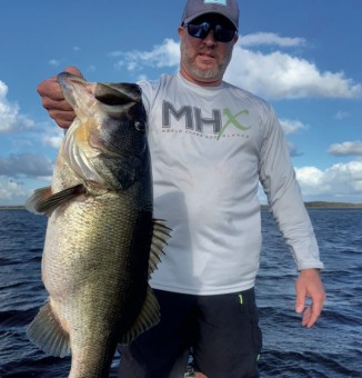 Will Harrison with a 12lb plus monster caught on the Kissimmee Chain