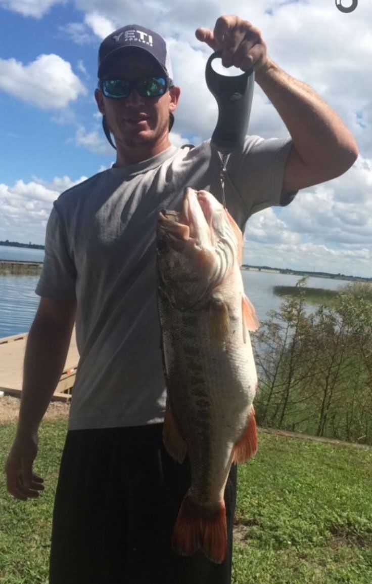 Mike Dixon, Lake Placid, 8.43-lbs