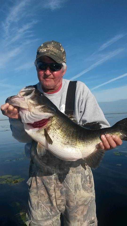 Dan, 10+lbs, Lake O,  with Tom Mann, Jr