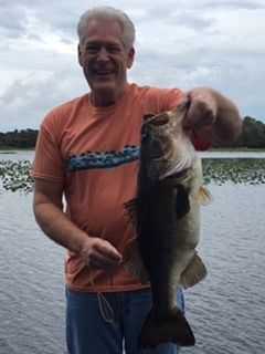 Gary Robinson 8.68 lbs Lake Joesphine