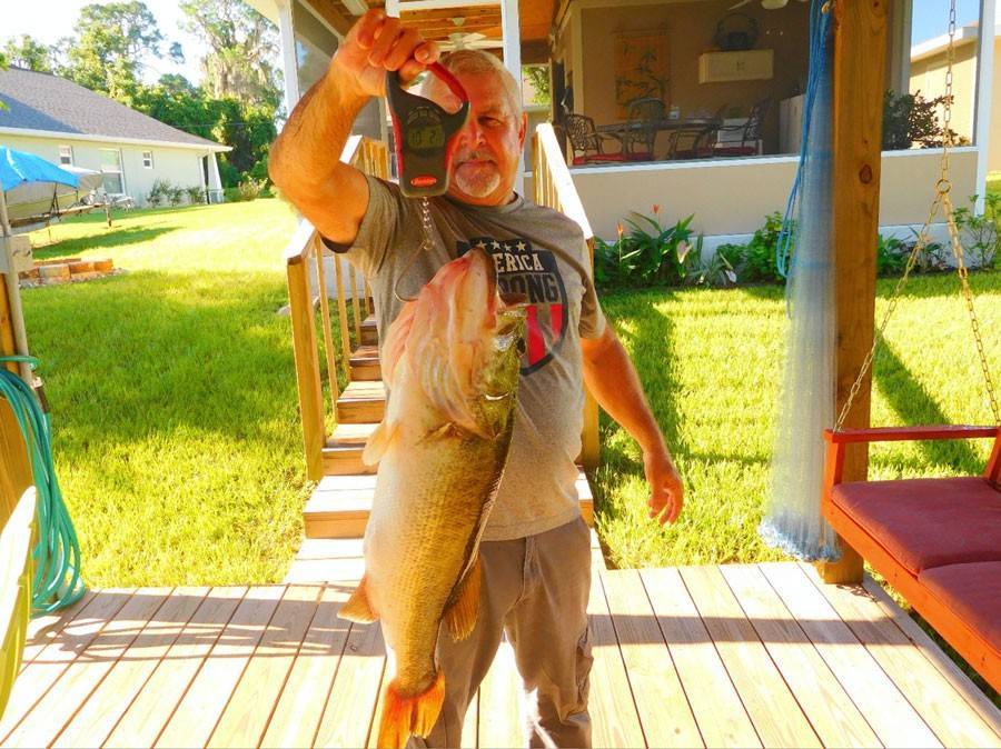 Dan Echols, 10.125 lbs, Lake Istokpoga