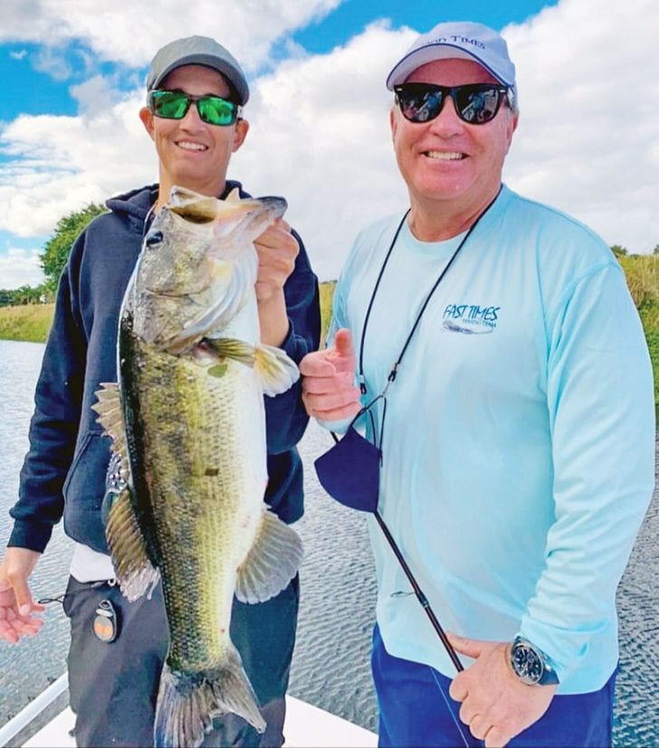 Capt. Johnny with a slob  9 pound bucketmouth.