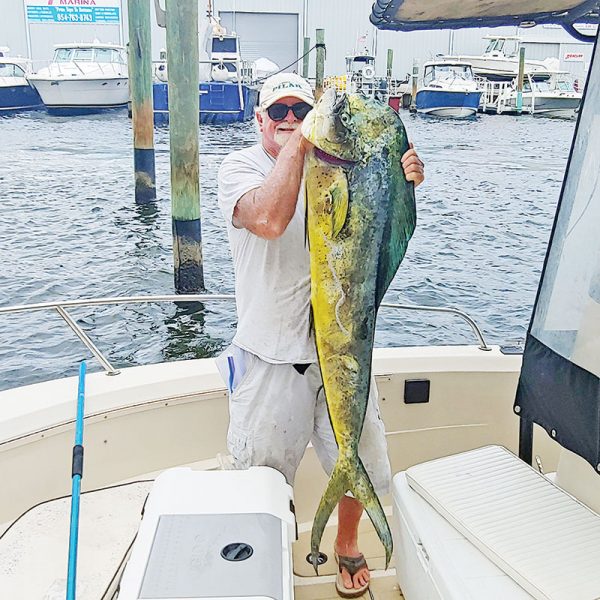 Richard Russell caught this 36 pound slammer in 450 feet off Sunrise Blvd. on a live ballyhoo.