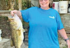Monica from Ohio caught her personal best—another Talquin monster—with Fish Tallahassee Guide Service