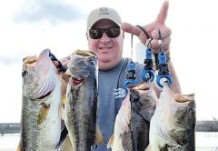Dan with a nice haul of Deerpoint bass he released.
