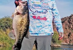 Randy honed his whacky-rigging skills out west in Arizona and landed this 11.2 lb. bass using a Gambler Ace.