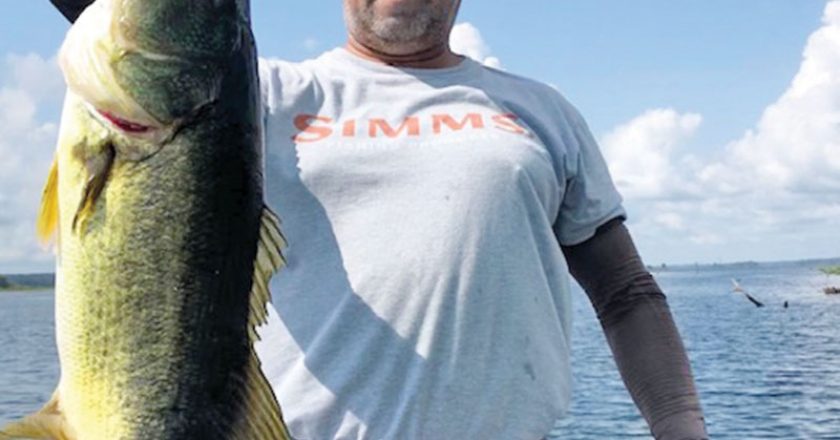 Seminole guide Paul Tyre with stud bass.