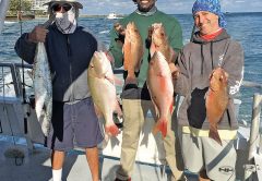 John-Mike-and-Howard-with-a-nice-catch-of-snappers