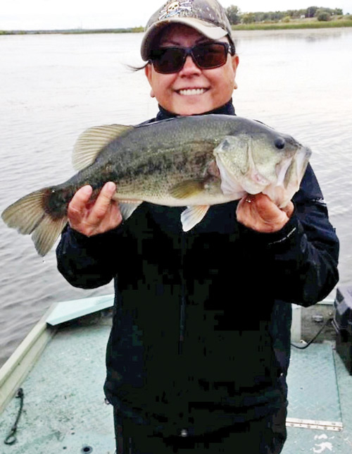 Linda Robinson with a nice largemouth bass