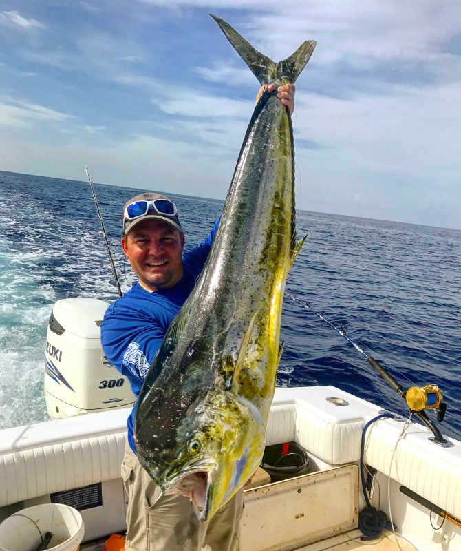 30lb bull dolphin on the outrigger ballyhoo trolling 15 miles offshore ...