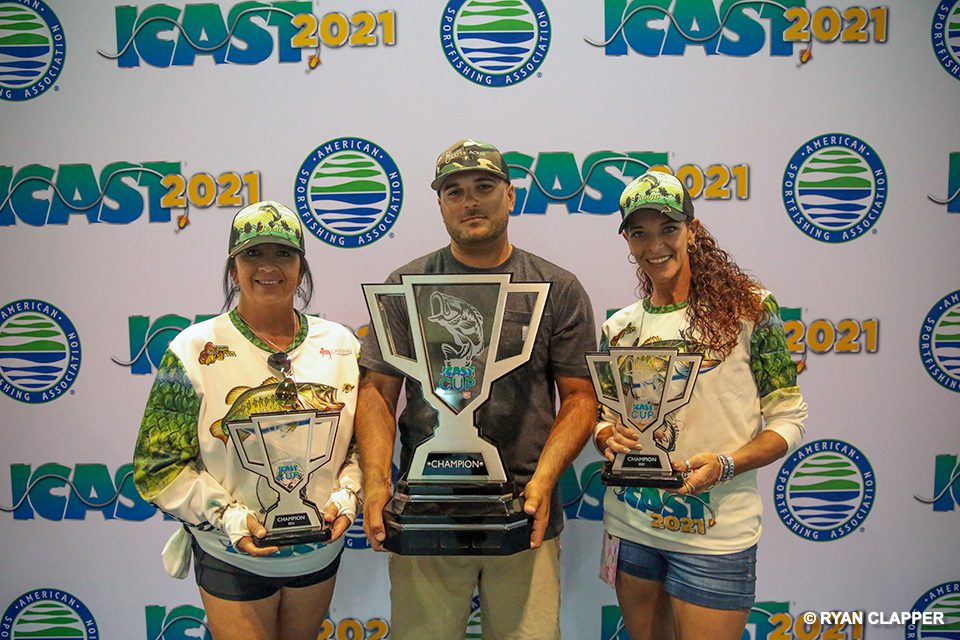 Female Anglers Bring the Heat at ICAST Cup 2021 Coastal Angler