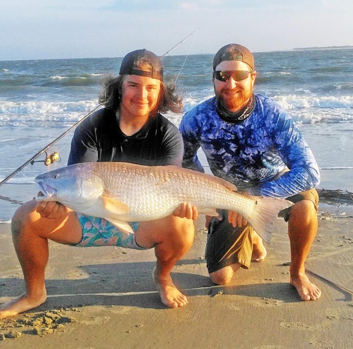 How to catch bull redfish on the beaches (surf fishing) : r