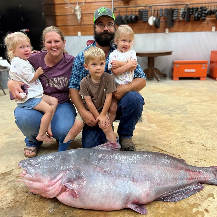 Trotline Fisherman Catches 104-Pound Mississippi State Record Blue