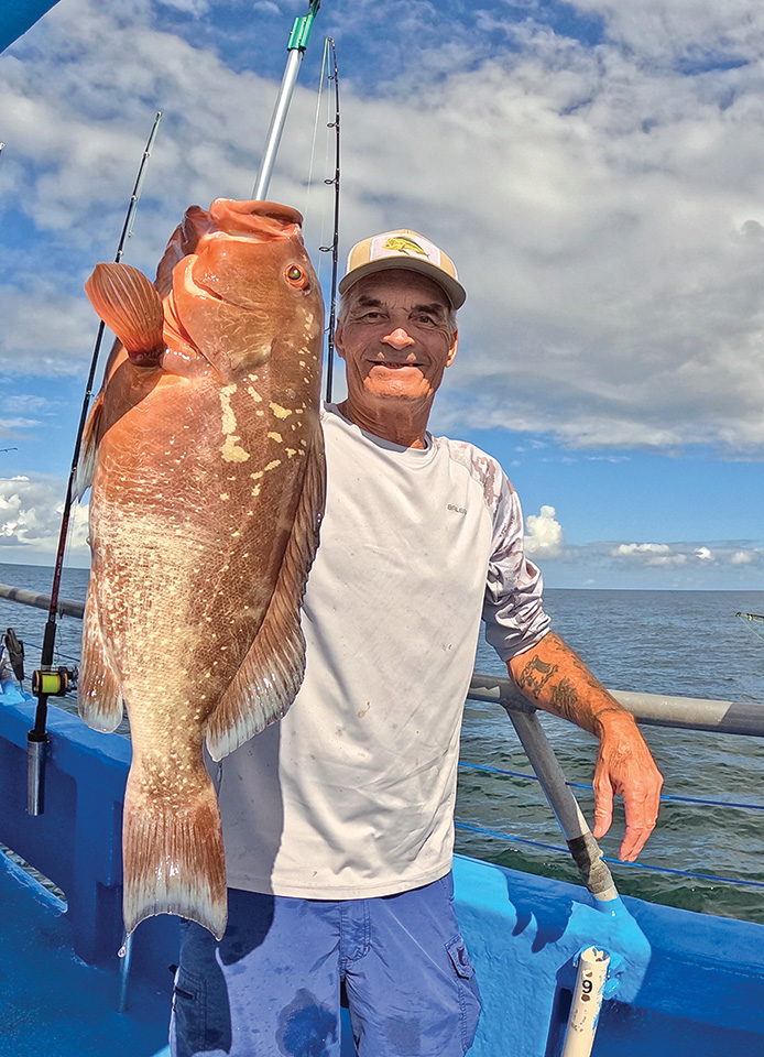 【手渡し希望】Almond 5'7 フィッシュ　FISH ※8/23本日限り※ COOK YOUR CATCH: Pompano Almondine - Coastal Angler & The Angler